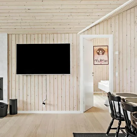Stunning In With Wifi Rødby