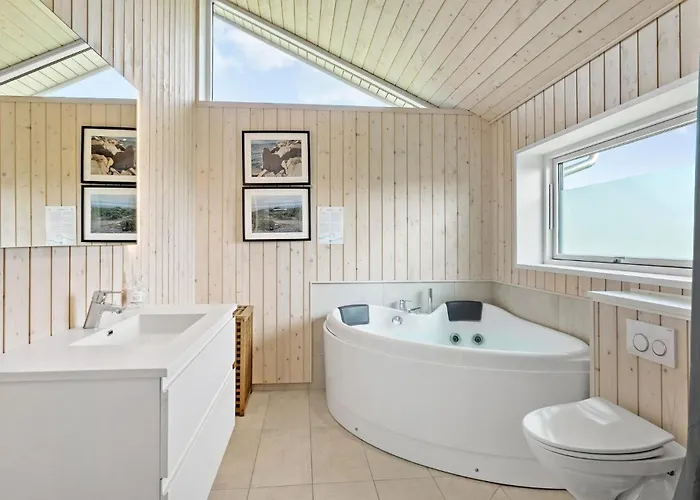 Stunning In With Wifi Holiday home